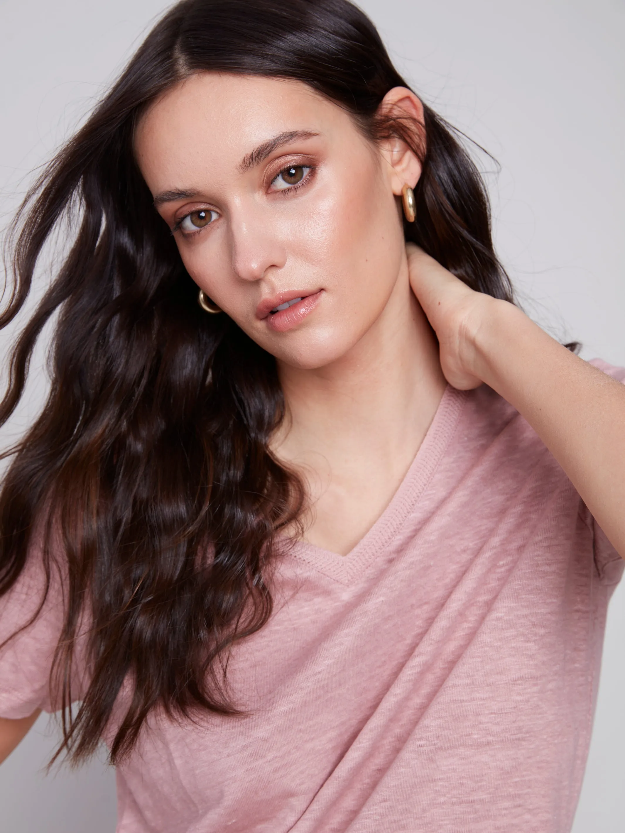 Linen V-Neck T-Shirt