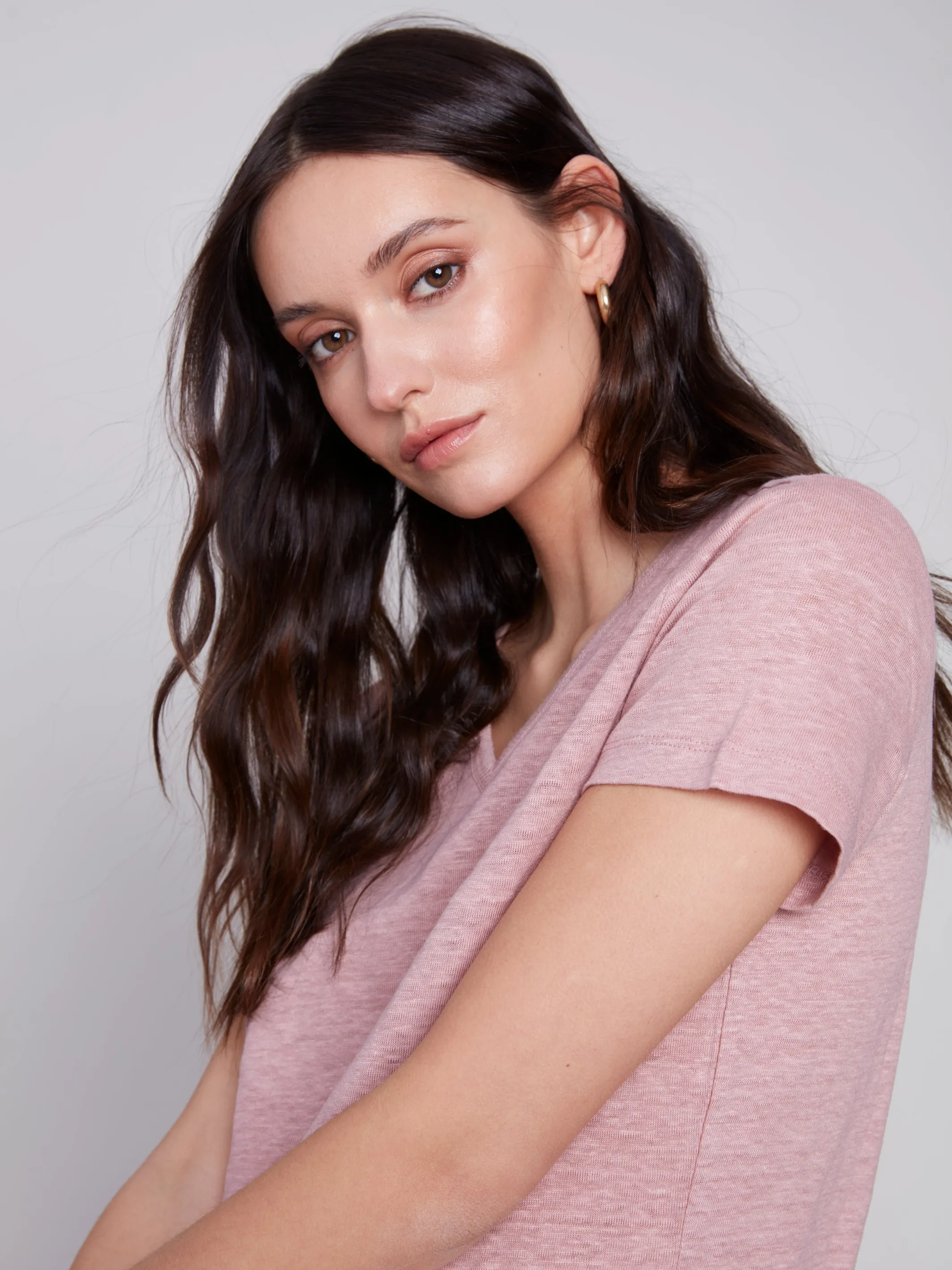 Linen V-Neck T-Shirt